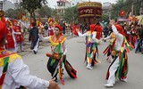 Trai làng Triều Khúc lẳng lơ với 